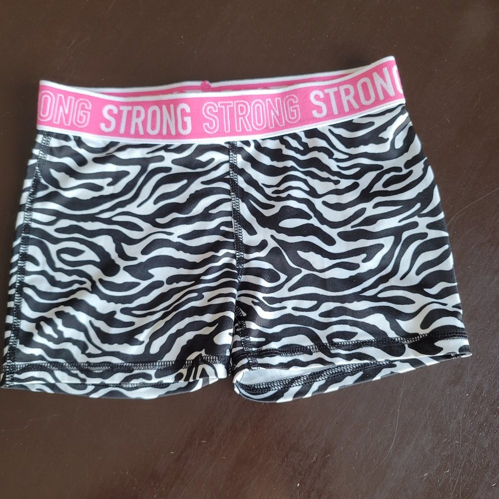 Danskin Now gym short